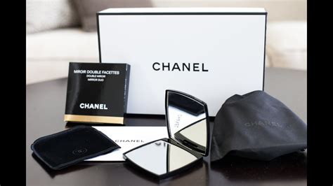 chanel small mirror.